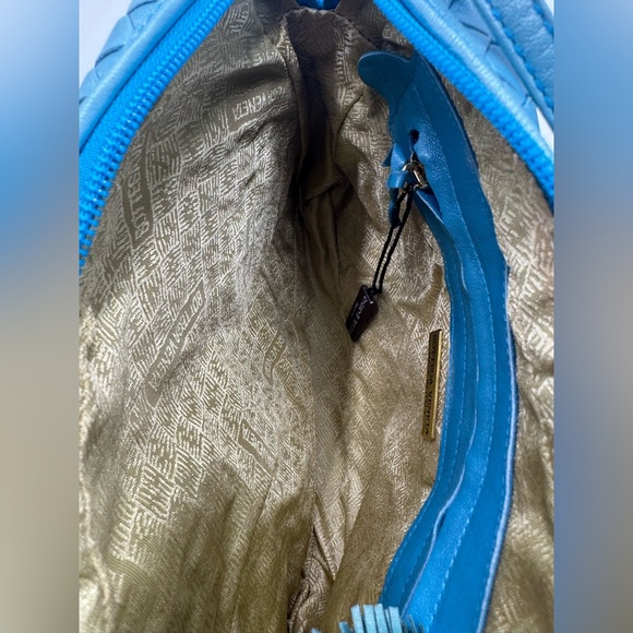 Auth Bottega Veneta Metallic Blue Intreciatto Camera Crossbody Shoulder Bag - Picture 14 of 16